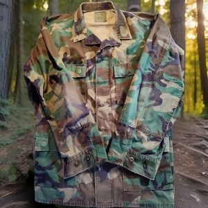 US Army Jacket‎ Mens Large Long Sleeve Regular Woodland Camo Combat Fatigue 1111